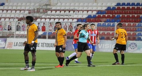 حدث تاريخي.. "حكمة ساحة" تقود مباراة بدوري المحترفين المغربي